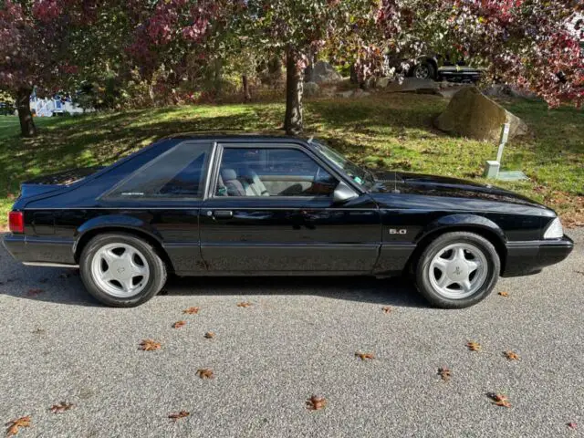 1988 Ford Mustang