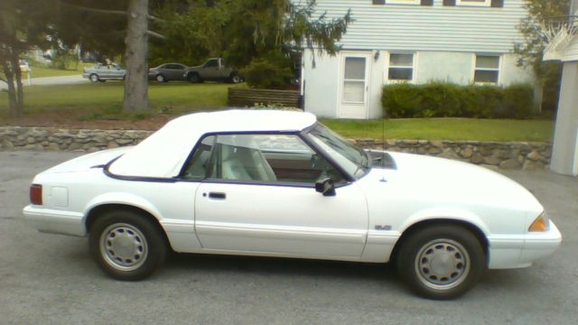 1988 Ford Mustang