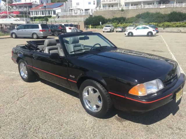 1988 Ford Mustang LX