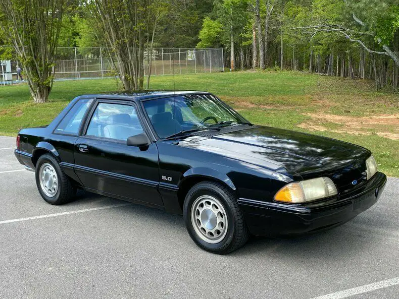 1988 Ford Mustang LX