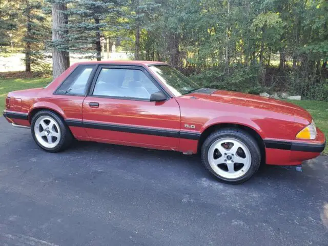 1988 Ford Mustang --