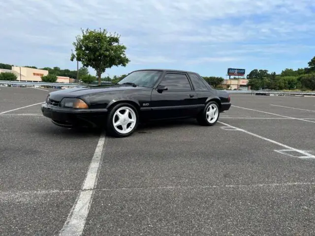 1988 Ford Mustang LX