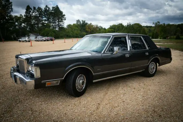 1988 Lincoln Town Car