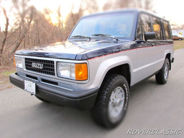 1988 Isuzu Trooper LS