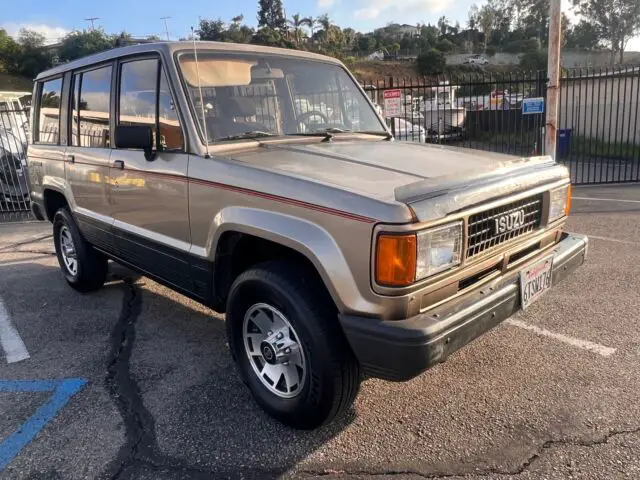 1988 Isuzu Trooper II