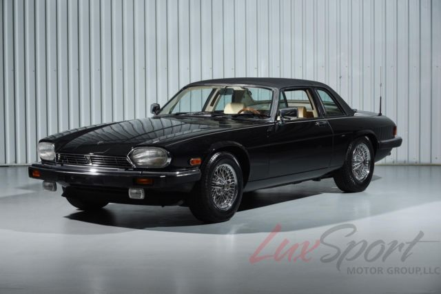 1988 Jaguar XJSC Targa Coupe --