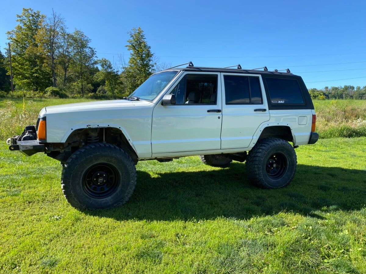 1988 Jeep Cherokee Pioneer