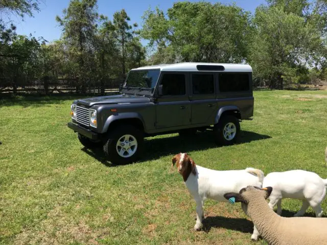 1988 Land Rover Defender County