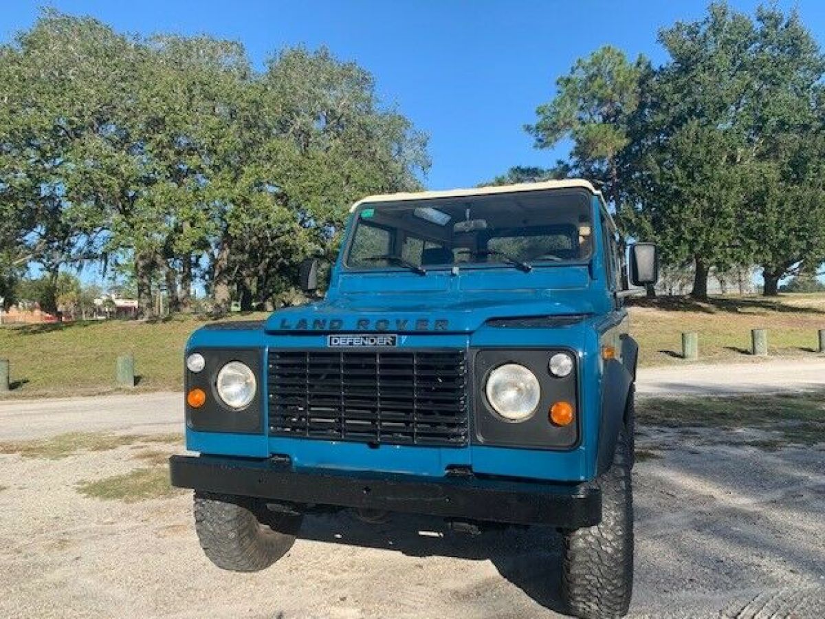 1988 Land Rover Defender