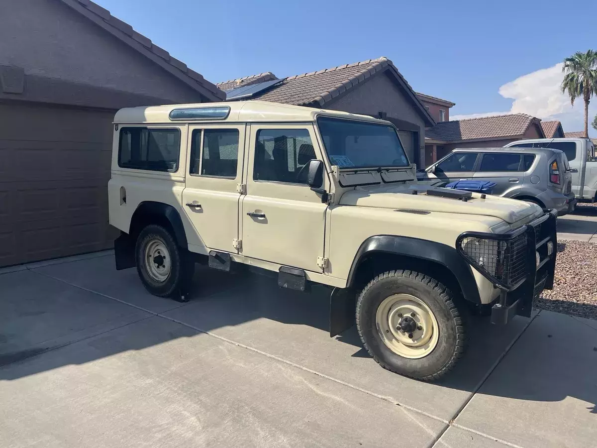 1988 Land Rover Defender