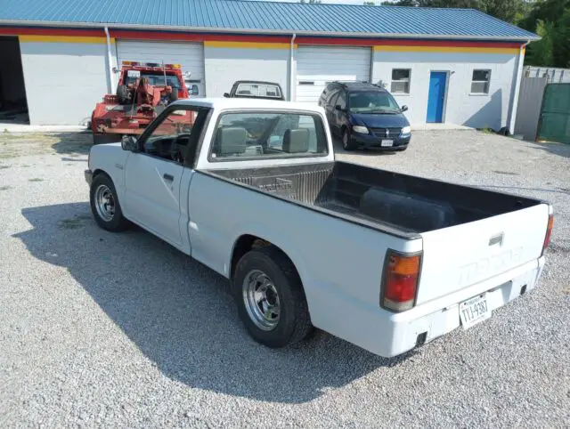 1988 Mazda B2200 SHORT BED