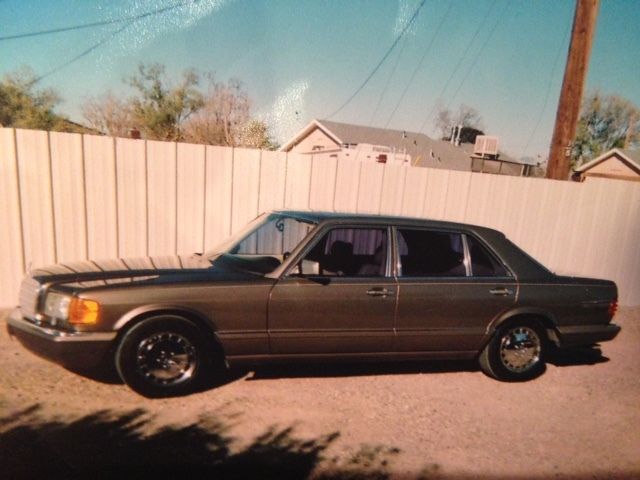 1988 Mercedes-Benz 500-Series