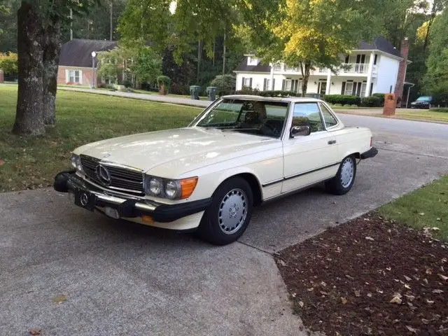 1988 Mercedes-Benz SL-Class 560