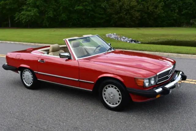 1988 Mercedes-Benz SL-Class 560SL R107