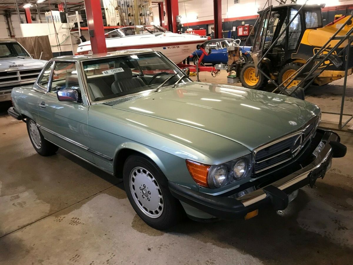 1988 Mercedes-Benz 500-Series