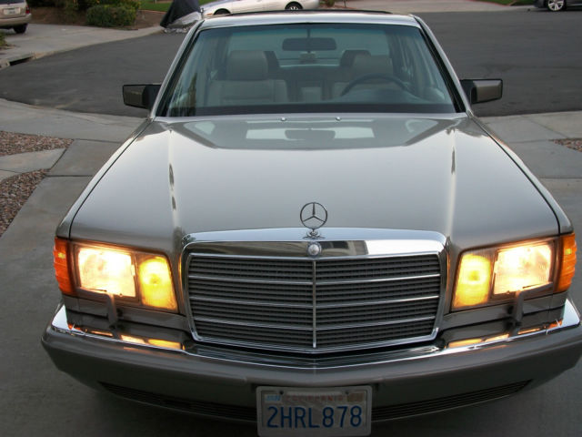 1988 Mercedes-Benz S-Class