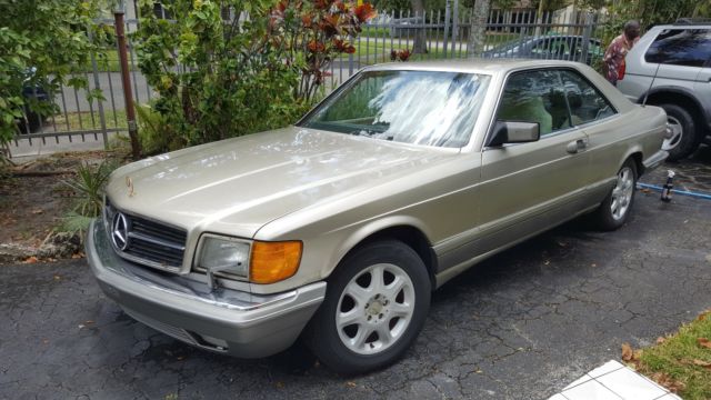 1988 Mercedes-Benz 500-Series leather