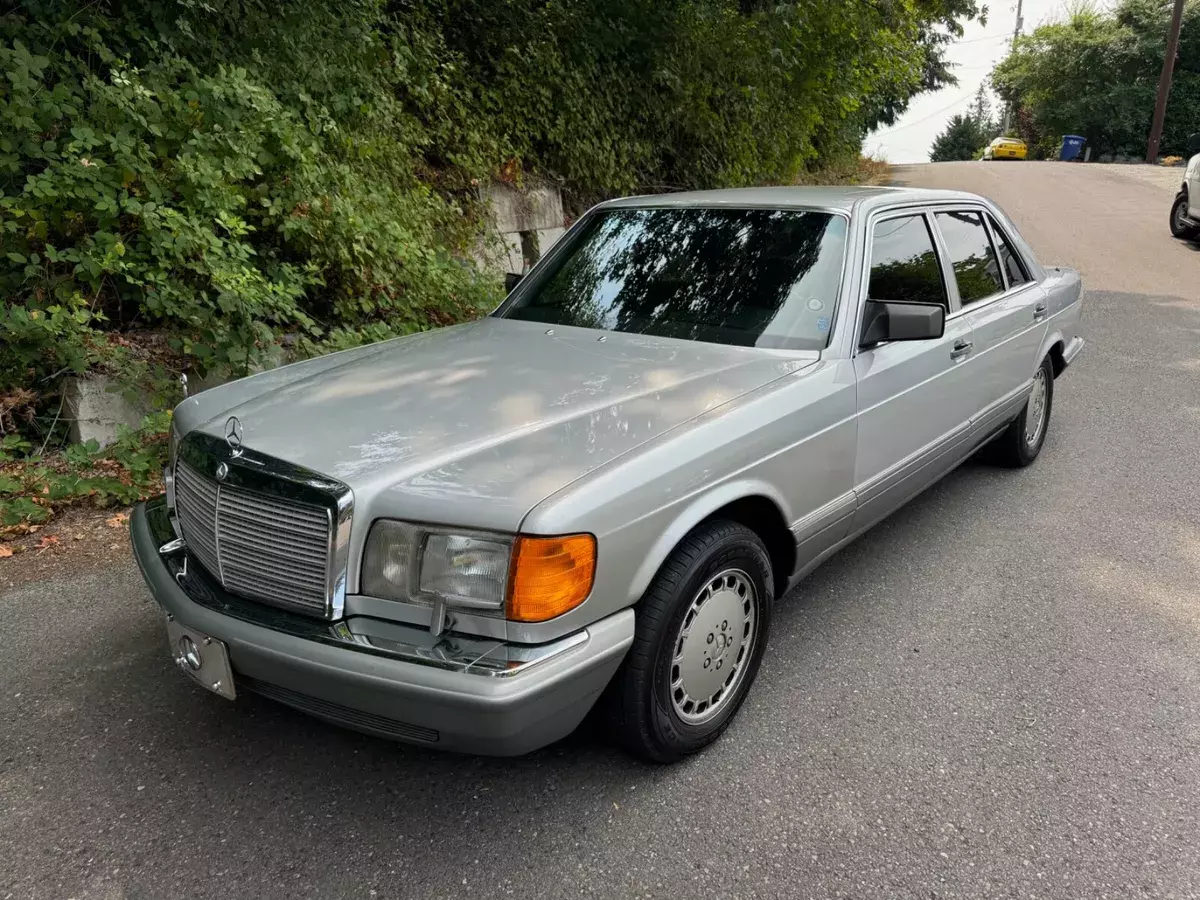 1988 Mercedes-Benz S-Class