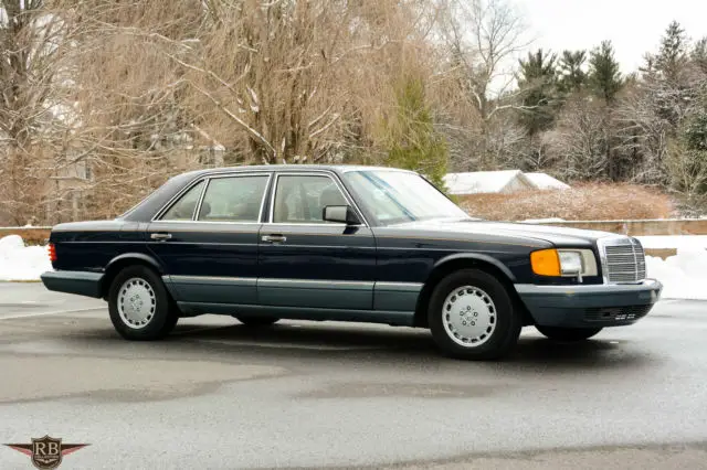 1988 Mercedes-Benz 500-Series