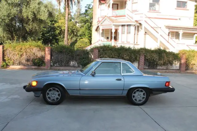 1988 Mercedes-Benz SL-Class 560SL