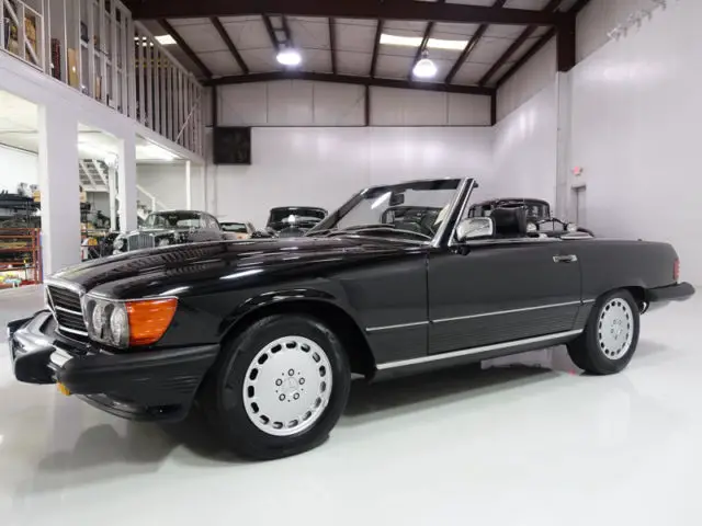 1988 Mercedes-Benz 500-Series 560SL Roadster, low miles! Highly optioned!