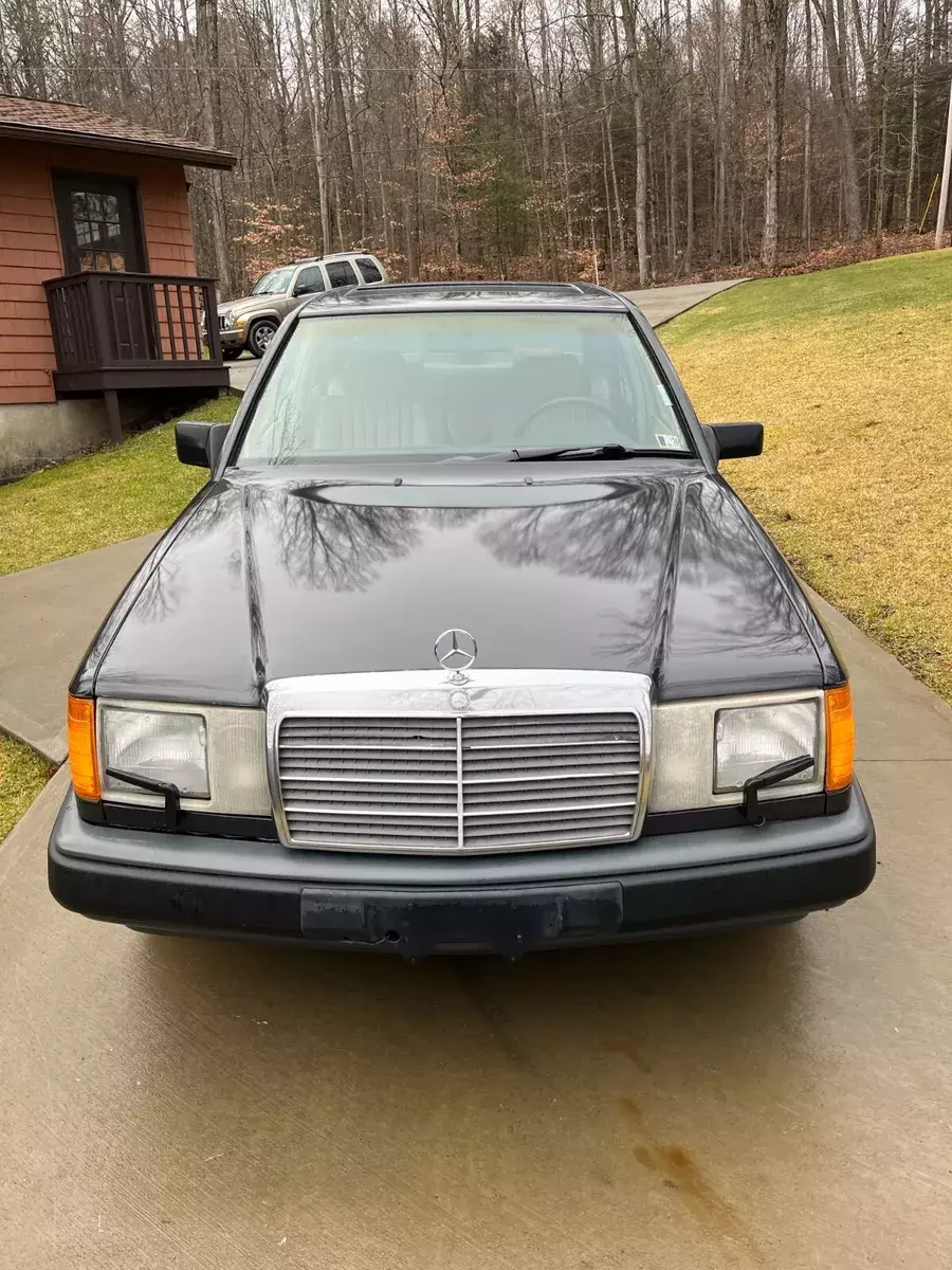 1988 Mercedes-Benz 300
