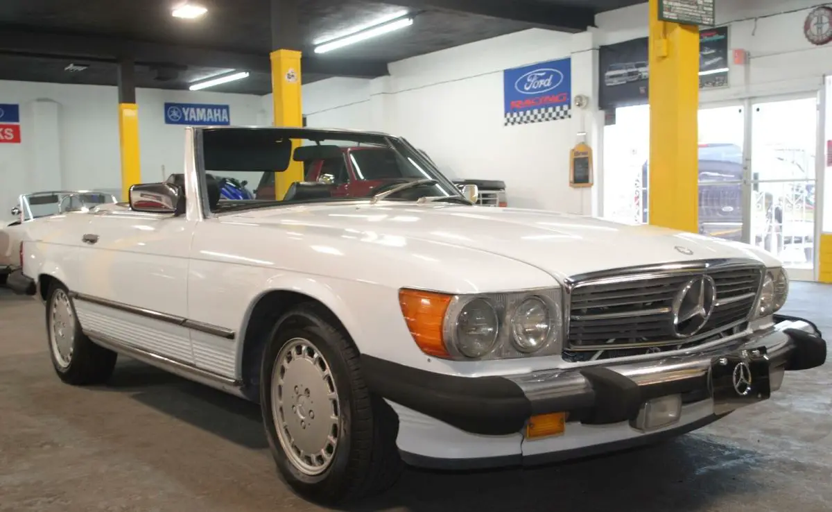 1988 Mercedes-Benz 500-Series 560SL