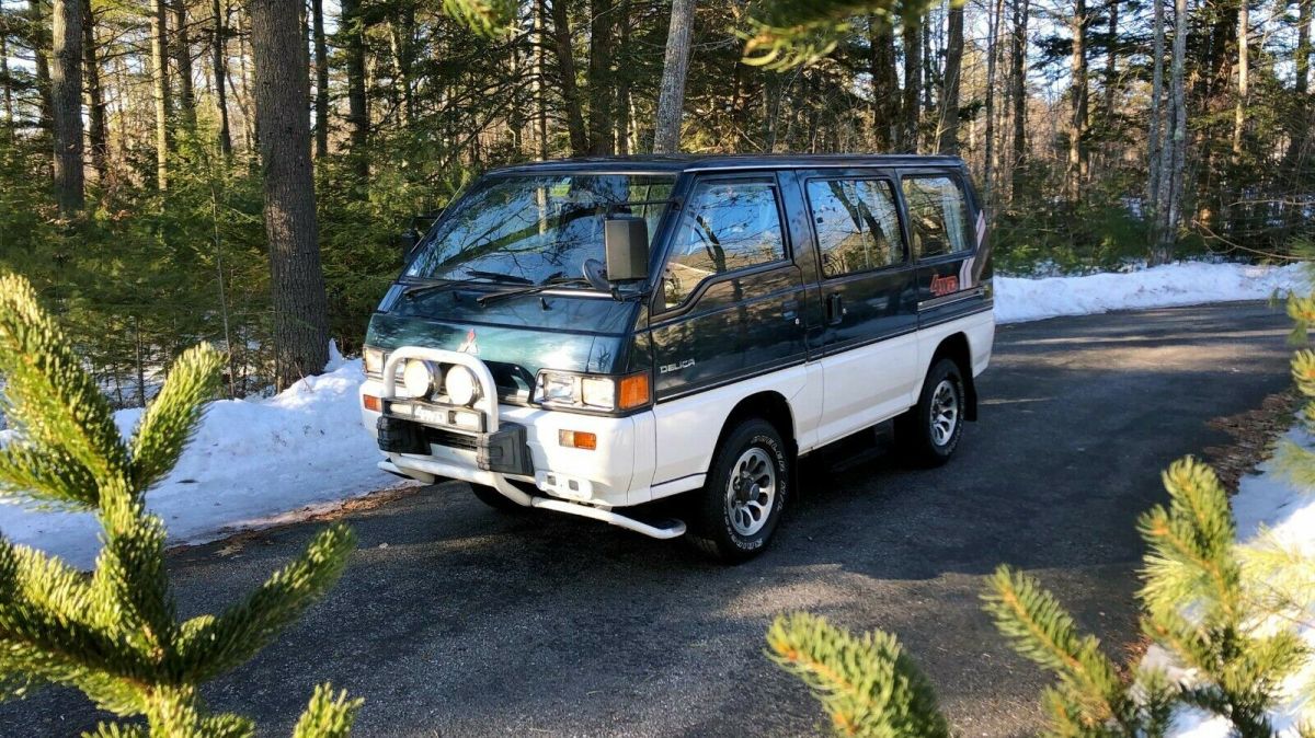 1988 Mitsubishi Delica Starwagon