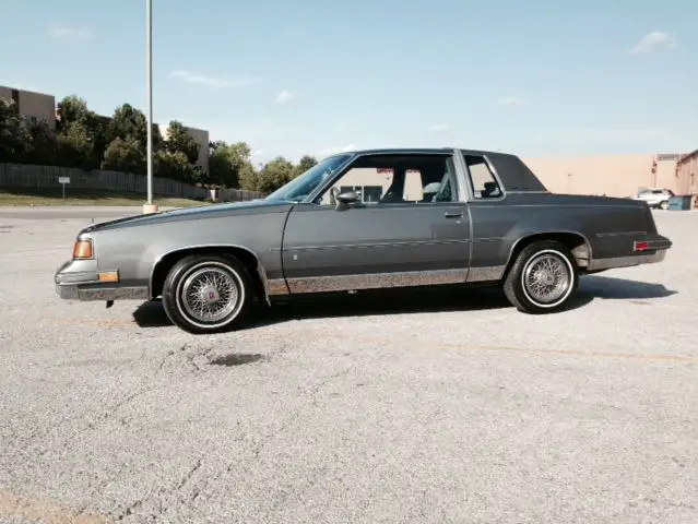 1988 Oldsmobile Cutlass Cutlass Supreme