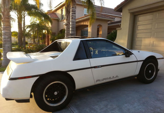 1988 Pontiac Fiero Coup