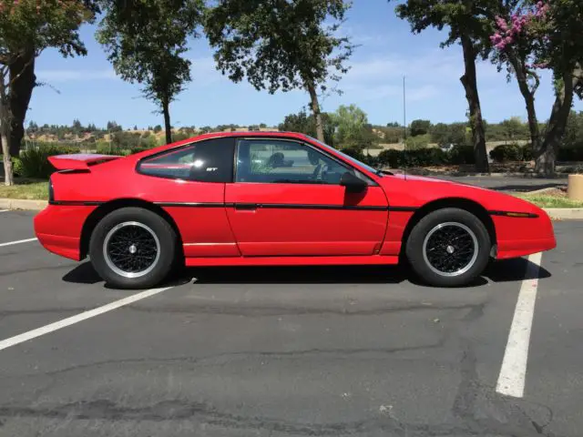 1988 Pontiac Fiero GT