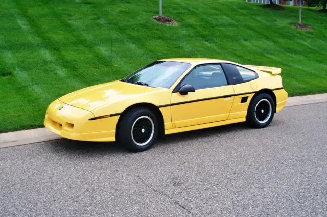 1988 Pontiac Fiero GT