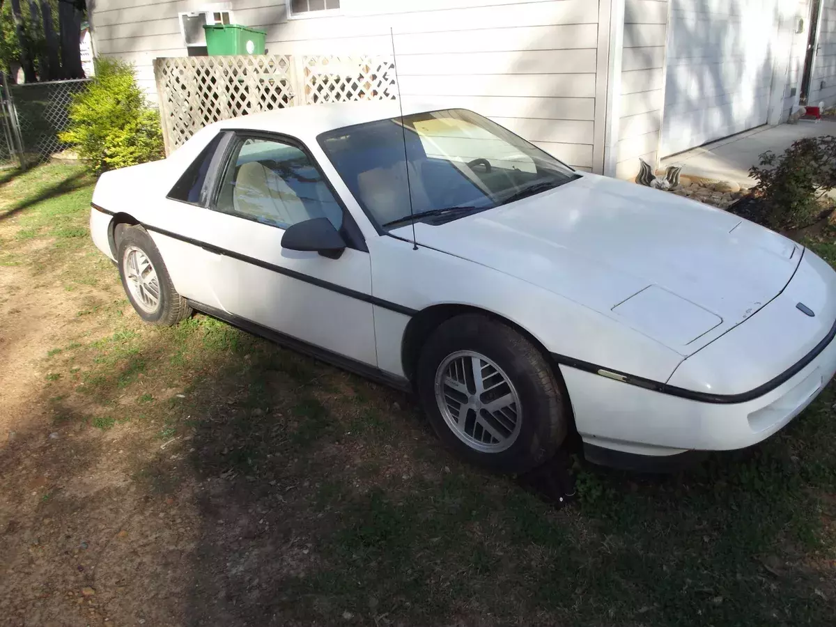 1988 Pontiac Fiero