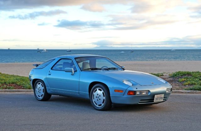 1988 Porsche 928 S4, Rare Color Combination, Clean Carfax, Gorgeous