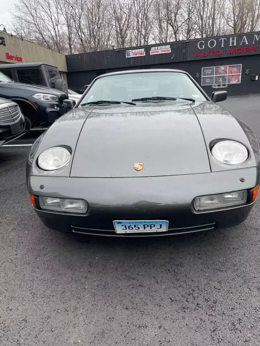 1989 Porsche 928