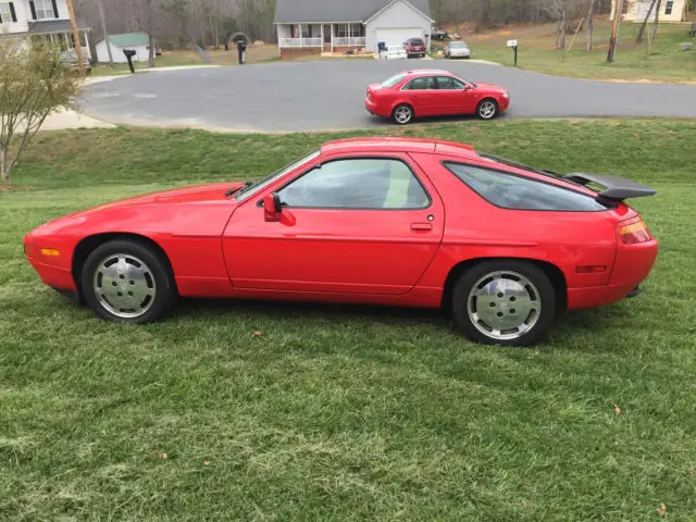 1988 Porsche 928 S4