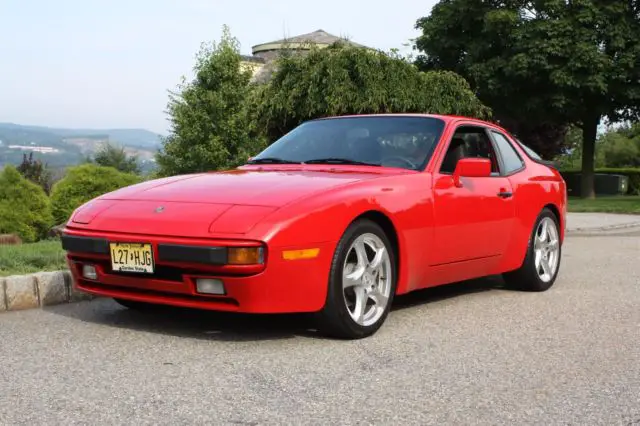 1988 Porsche 944 2DR HATCHBACK