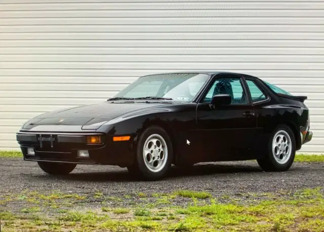 1988 Porsche 944 STANDARD HATCHBACK