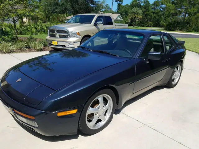 1988 Porsche 944 TURBO