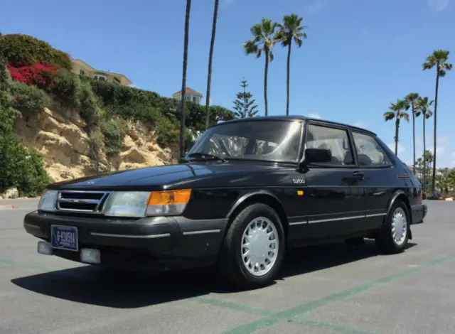 1988 Saab 900 Turbo