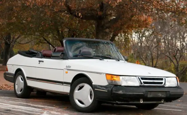 1988 Saab 900 Convertible