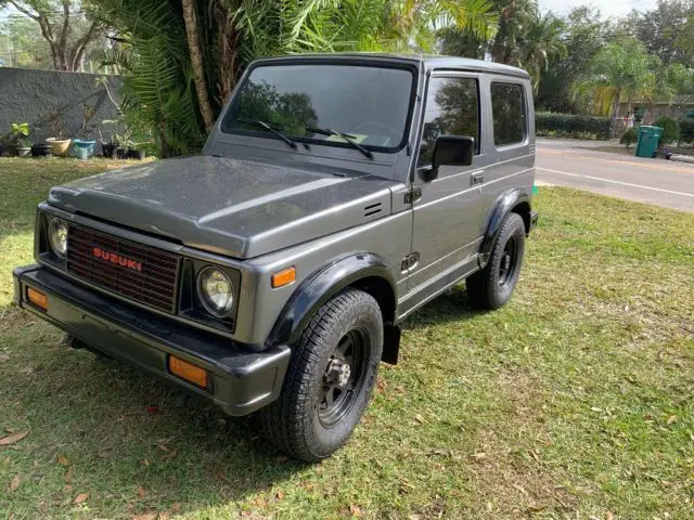 1988 Suzuki Samurai Gray