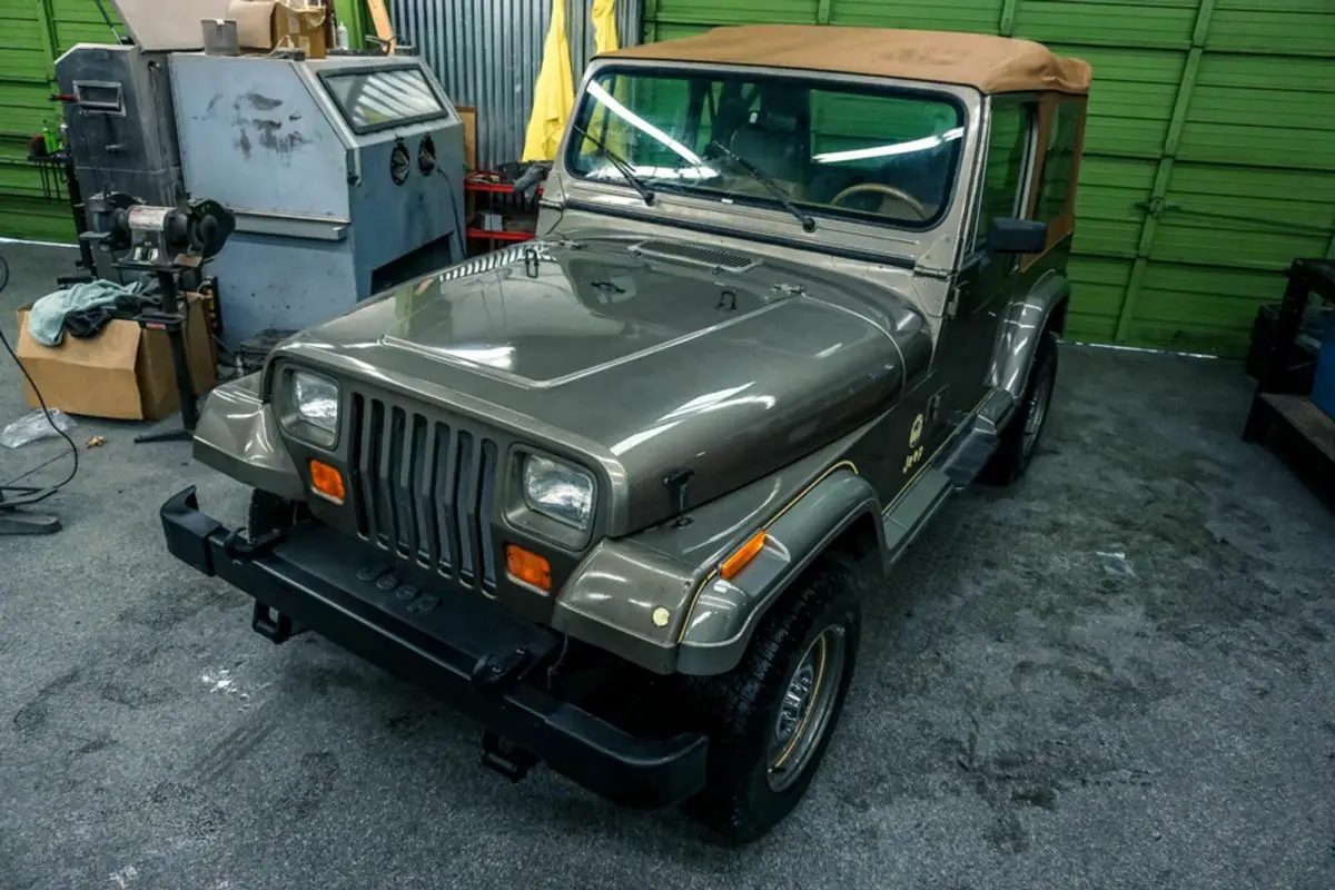 1988 Jeep Wrangler Sahara