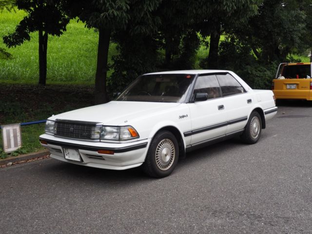 1988 Toyota Crown Royal Saloon G