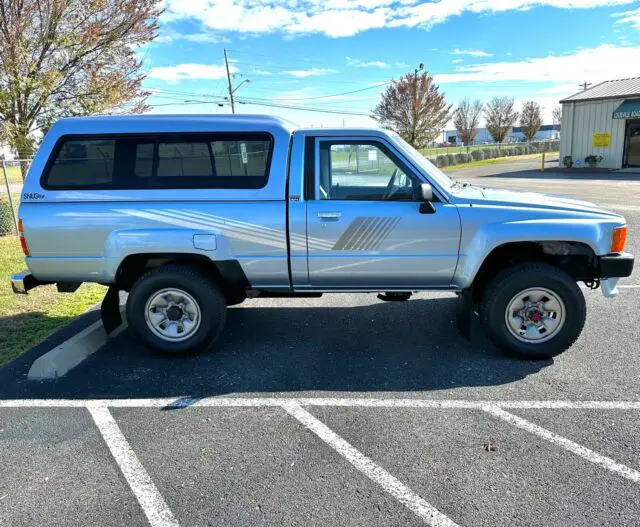 1988 Toyota Pickup SHORT BED VN63