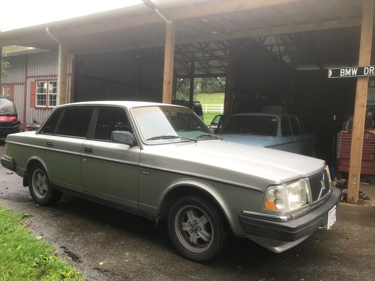 1988 Volvo 240 DL