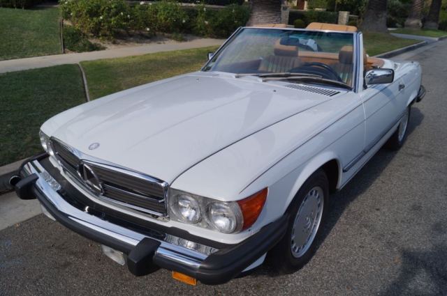 1989 Mercedes-Benz SL-Class 560SL CONVERTIBLE WITH 16K ORIGINAL MILES!