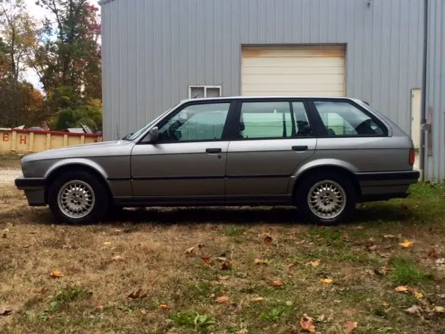 1989 BMW 3-Series 1989 BMW 320i Touring (Wagon - Estate)