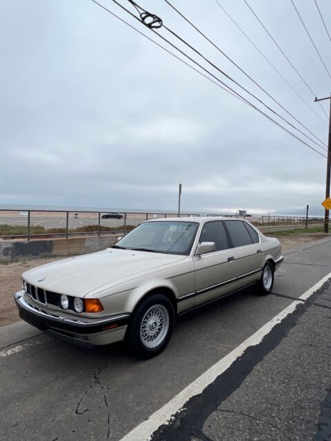 1989 BMW 7-Series IL