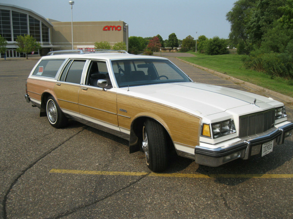 1989 Buick Electra Wood grain